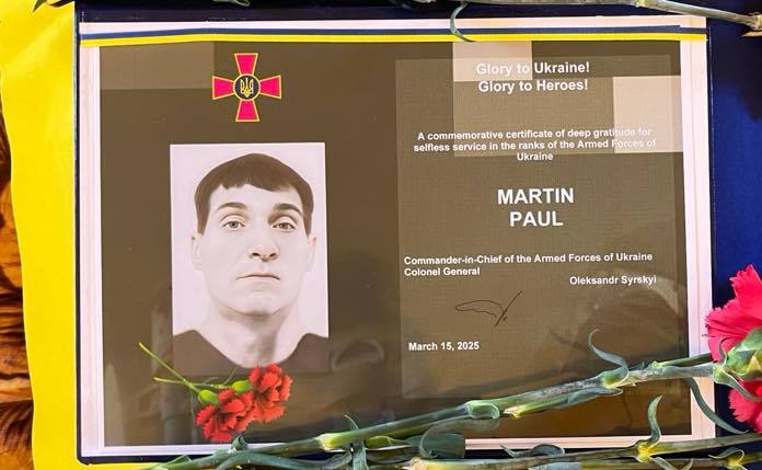 Știri de azi | Ambasada Ucrainei: Astăzi, în Comuna Miroşi, Argeş, a avut loc înmormântarea cetăţeanului român Marin Paul care a fost voluntar în rândurile Forţelor Armate ale Ucrainei - Știri de azi | 