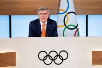 fb-cosr-bach.jpg - Știri de azi Știri de azi | Thomas Bach, preşedintele CIO, a devenit şi preşedinte de onoare pe viaţă al organismului olimpic mondial - Știri de azi |