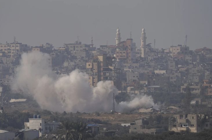 gaza-ap4.png - Știri de azi Știri de azi | „Fără milă” din partea Israelului în timp ce ostaticii rămân în Gaza, afirmă emisarul ONU / 86 de persoane au fost ucise în loviturile israeliene, potrivit Semilunii Roşii Palestiniene - Știri de azi |
