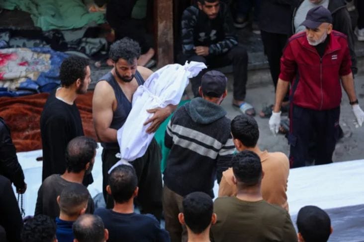 Știri de azi | Bilanţul atacurilor israeliene în Fâşia Gaza depăşeşte 330 de morţi, ”majoritatea copii şi femei”, şi sute de răniţi, conform Ministerului Sănătăţii Hamas. Katz anunţă continuarea atacurilor până la întoarcerea ostaticilor acasă şi distrugerea Hamas - Știri de azi | 