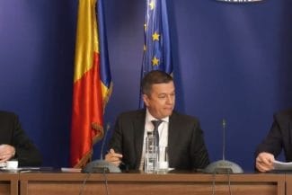 Știri de azi | Cel mai scump contract pentru un tronson rutier în România, semnat joi, la Ministerul Transporturilor/ Este vorba despre cel mai lung lot din A8 – Autostrada Unirii, care costă peste 6 miliarde de lei - Știri de azi | 