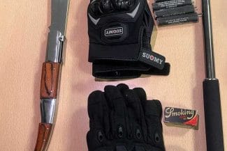 jandarmeria-capitalei-suporteri-stteaua.jpg - Știri de azi Știri de azi | Jandarmii au găsit obiecte şi substanţe interzise la suporterii echipei Steaua, la intrarea în Bucureşti. Zeci de fani au ajuns la secţia de poliţie - Știri de azi |