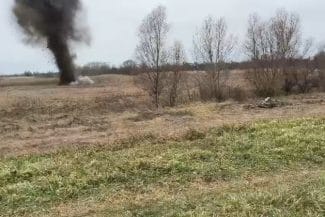 mapndrona.jpg - Știri de azi Știri de azi | Ministerul Apărării Naţionale: Fragmentele de dronă semnalate în judeţul Galaţi sunt de provenienţă rusească. Drona avea încărcătură de luptă activă şi a fost găsită la 500 de metri de frontiera cu Republica Moldova – FOTO, VIDEO - Știri de azi |