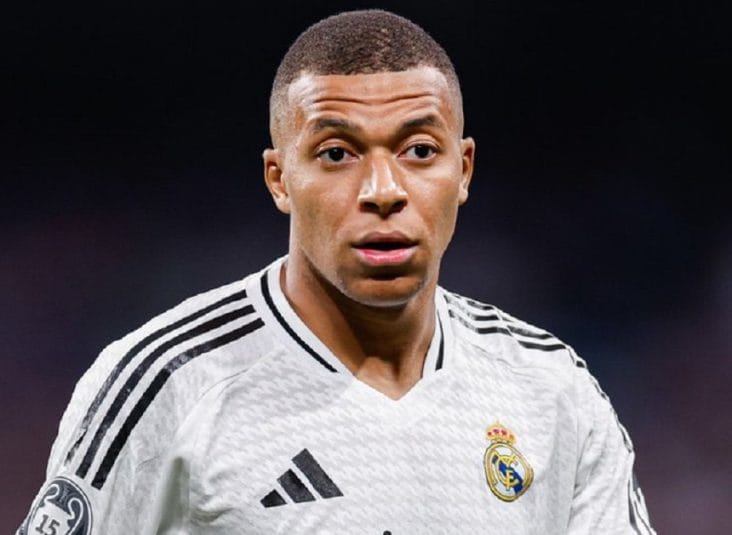 mbappe-tw-real-madrid.jpg - Știri de azi Știri de azi | Kylian Mbappé îşi continuă investiţiile variate: fotbalistul a devenit acţionar minoritar al echipei Franţei de SailGP - Știri de azi |