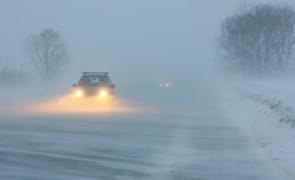 Știri de azi | ANM: Cod portocaliu de vânt şi viscol puternic în zona montană a judeţelor Caraş-Severin şi Hunedoara - Știri de azi | 