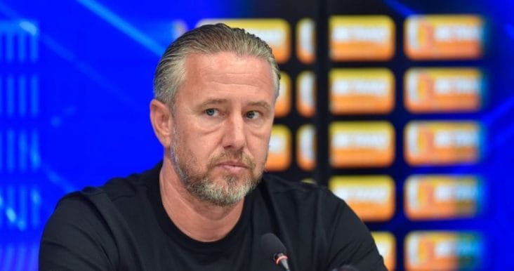 media-172032721065572400.jpg - Știri de azi Știri de azi | Laurențiu Reghecampf, făcut praf după ce a fost dat afară de la Esperance Sportive Tunis - Știri de azi |