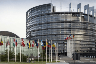 Știri de azi | Reacțiile europarlamentarilor români, care ar fi vizați de procurori în ancheta de corupție din PE - Știri de azi | 