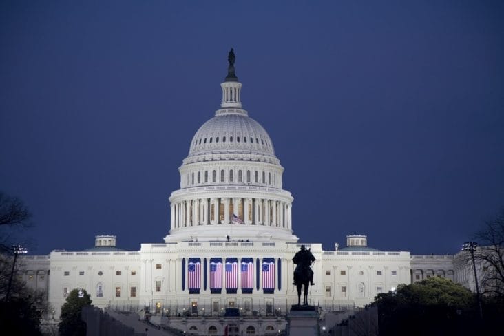 media-173105417189572800.jpg - Știri de azi Știri de azi | Senatul SUA anulează taxa de metan din era Biden pentru producătorii de petrol și gaze - Știri de azi |