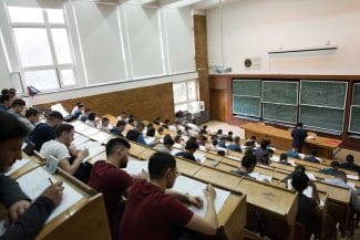 media-173960781541359100.jpg - Știri de azi Știri de azi | Șapte programe universitare de studii de licență în învățământul dual, înființate la Medicină - Știri de azi |