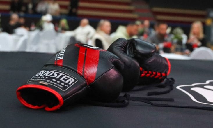 Știri de azi | România va participa cu 10 sportive la Mondialele feminine de box din Serbia - Știri de azi | 