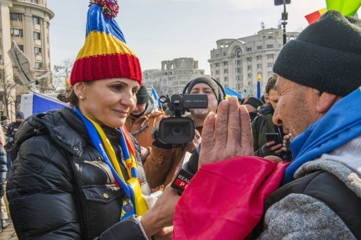 Știri de azi | Anca Alexandrescu susține că urmează să fie chemată la Parchetul General și că i se va interzice să mai apară la Tv - Știri de azi | 