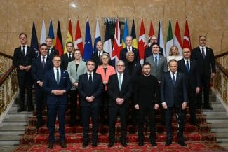 media-174092860039121100.jpeg - Știri de azi Știri de azi | Scandal la Londra. Ursula face presiuni pentru înarmare. Starmer face plan de pace cu Franța separat de SUA. Meloni uluită: Gândiți și în afara cutiei - Știri de azi |