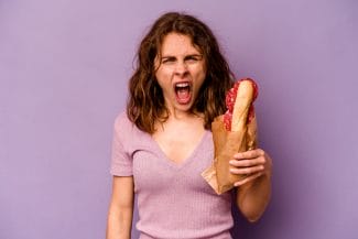 Știri de azi | Cercetătorii vin cu noi explicații pentru Sindromul ‘Hangry’. Iată de ce nu se mai înțelege nimeni cu noi când ne e foame! - Știri de azi | 