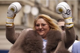 media-174195006629749700.jpg - Știri de azi Știri de azi | Şoşoacă face senzaţie în presa străină cu lansarea candidaturii la prezidenţiale - Știri de azi |