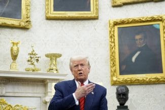 media-174244583892402600.jpg - Știri de azi Știri de azi | Trump impune noi taxe vamale: Măsurile sale economice vor schimba comerțul global - Știri de azi |