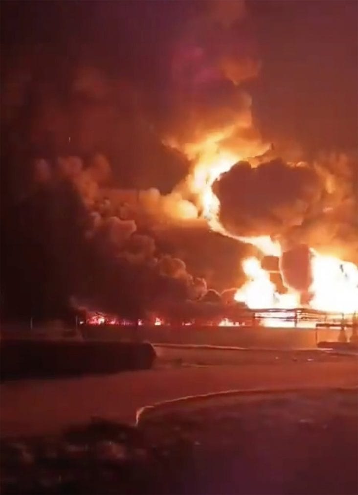 Știri de azi | VIDEO Ultimul atac al Ucrainei aruncă în aer negocierile dintre Trump și Putin: Au încălcat ceea ce s-a discutat - Știri de azi | 