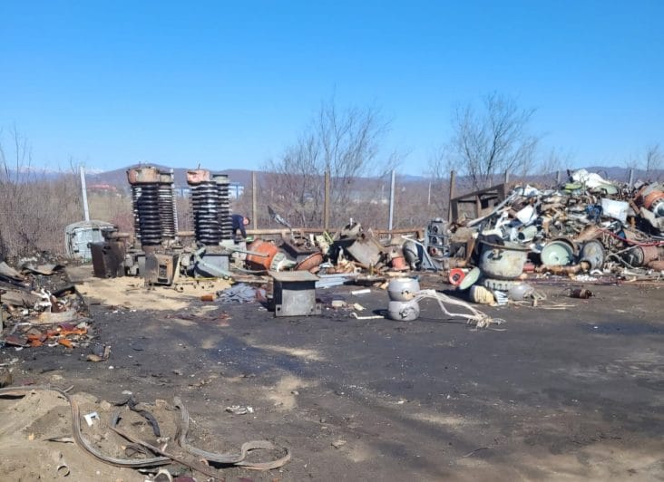 Știri de azi | Controale la o firmă de dezmembrări auto – Neregulile descoperite de Garda de Mediu și măsurile luate - Știri de azi | 