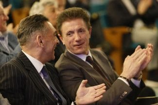 Știri de azi | Gheorghe Popescu: Drumul” lui Gheorghe Hagi ne-a adus din nou împreună. O bucurie enormă / Narcis Răducan: Mi-aduc frecvent aminte cu onoare că am fost pentru o perioadă “noul Hagi” - Știri de azi | 