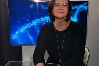 psiholog-yolanda-cretescu.jpg - Știri de azi Știri de azi | Psihologul Yolanda Creţescu: Noi condamnăm această lume virtuală, dar această lume şi-a găsit locul, pentru că era locul gol. Noi am fost cei care am dispărut din lumea şi din proximitatea copiilor - Știri de azi |