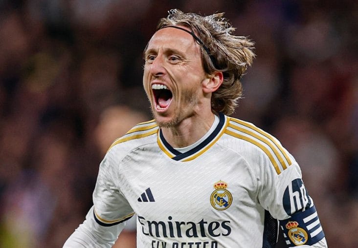 real-madrid-tw.jpg - Știri de azi Știri de azi | Rămas fără voce, Luka Modric nu s-a putut prezenta în faţa presei înainte de meciul Croaţia-Franţa - Știri de azi |