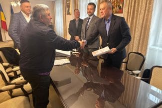 semnare-contract-spital-pediatric-monobloc-1.jpg - Știri de azi Știri de azi | Preşedintele Consiliului Judeţean Cluj a semnat contractul pentru lucrările de construire a Spitalului Clinic de Urgenţă pentru Copii / Investiţie de peste 970 de milioane de lei care va deservi anual 50.000 de copii din întreaga ţară - Știri de azi |