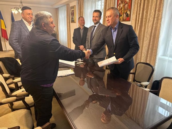 Știri de azi | Preşedintele Consiliului Judeţean Cluj a semnat contractul pentru lucrările de construire a Spitalului Clinic de Urgenţă pentru Copii / Investiţie de peste 970 de milioane de lei care va deservi anual 50.000 de copii din întreaga ţară - Știri de azi | 