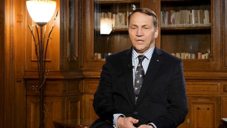 Știri de azi | Ministrul polonez de externe, Radoslaw Sikorski: Ţările noastre ar trebui să fie buni aliaţi cu Statele Unite, indiferent de cine conduce fie la Bucureşti şi Varşovia, fie la Washington - Știri de azi | 