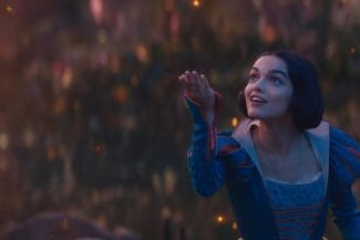 Știri de azi | Box office nord-american: “Albă ca Zăpada” conduce cu încasări de 43 milioane de dolari, drama mafiotă a lui Robert De Niro “Alto Knights” a debutat dezastruos/ VIDEO - Știri de azi | 