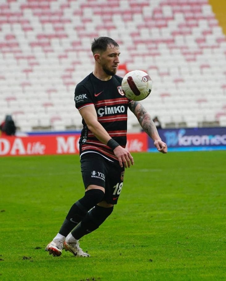 sorescu.jpg - Știri de azi Știri de azi | Victorie pentru echipa lui Sorescu şi Maxim, Gaziantep, în campionatul Turciei - Știri de azi |