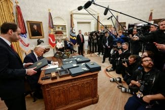 Știri de azi | Trump versus mass-media: principalele dispute - Știri de azi | 