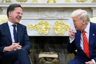 Știri de azi | UPDATE-Trump îl pune pe şeful NATO într-o situaţie stânjenitoare vorbind despre anexarea Groenlandei - Știri de azi | 