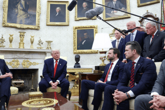 trump-rutte-reut.png - Știri de azi Știri de azi | ”Ar fi foarte dezamăgitor” ca Rusia să respingă un armistiţiu de 30 de zile în Ucraina, îl avertizează Trump pe Putin, care a făcut o declaraţie ”foarte promiţătoare”, dar care ”nu este completă”. ”Nu cred că Rusia va ataca aliaţii SUA” - Știri de azi |