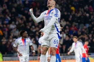 tw-ol-lyon.jpg - Știri de azi Știri de azi | Presa franceză după Ol. Lyon-FCSB: “Trebuia să fie o formalitate şi aşa a şi fost” / “Recital împotriva Bucureştiului” - Știri de azi |