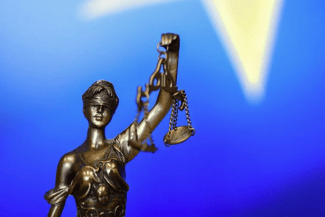 Știri de azi | Statul de drept înregistrează un declin îngrijorător în Uniunea Europeană, mai ales în Italia, Slovacia, România şi Ungaria, relevă Uniunea Libertăţilor Civile pentru Europa într-un raport - Știri de azi | 