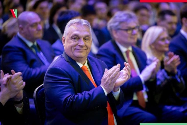 Știri de azi | Partidul lui Viktor Orban propune modificări constituţionale prin care cetăţenii cu dublă cetăţenie să poată fi expulzaţi - Știri de azi | 