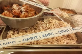 whatsapp-image-2025-03-13-at-16-55-42.jpg - Știri de azi Știri de azi | Restaurant din Parlament, închis de ANPC / S-au găsit produse expirate, dar şi măncăruri ţinute la temperaturi necorespunzătoare / Mizerie în frigidere şi la hotă – FOTO - Știri de azi |