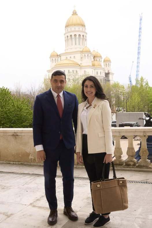 Știri de azi | George Simion, după întâlnirea cu delegaţia SUA prezentă la Bucureşti: M-am asigurat că ştiu totul despre lovitura dată democraţiei - Știri de azi | 