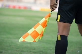 arbitru-shutterstock.jpg - Știri de azi Știri de azi | Superliga: Radu Petrescu arbitrează confruntarea FC Rapid – FCSB - Știri de azi |