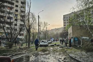 Știri de azi | Rusia şi Ucraina şi-au continuat atacurile reciproce: Cinci morţi la Harkov, un mort în Briansk - Știri de azi | 