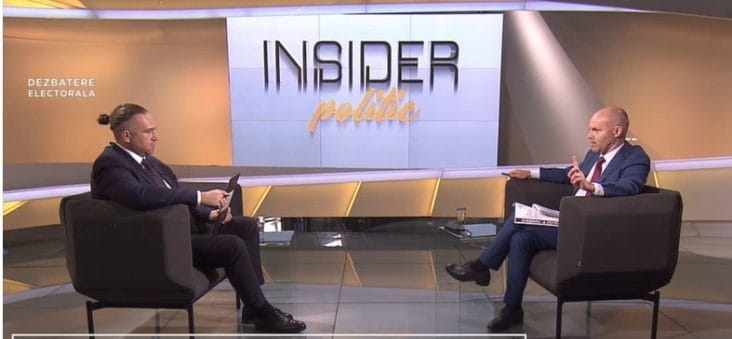 Știri de azi | Cum îşi descrie Funeriu rivalii: Simion – Şef de galerie. Antonescu – Clăbuci. Nicuşor Dan – Ezit între fulg de păpădie şi impostură. Ponta – Definiţia imposturii. Lasconi – Extrem de şubredă intelectual, dar n-am observat tare de caracter. Curajoasă - Știri de azi | 