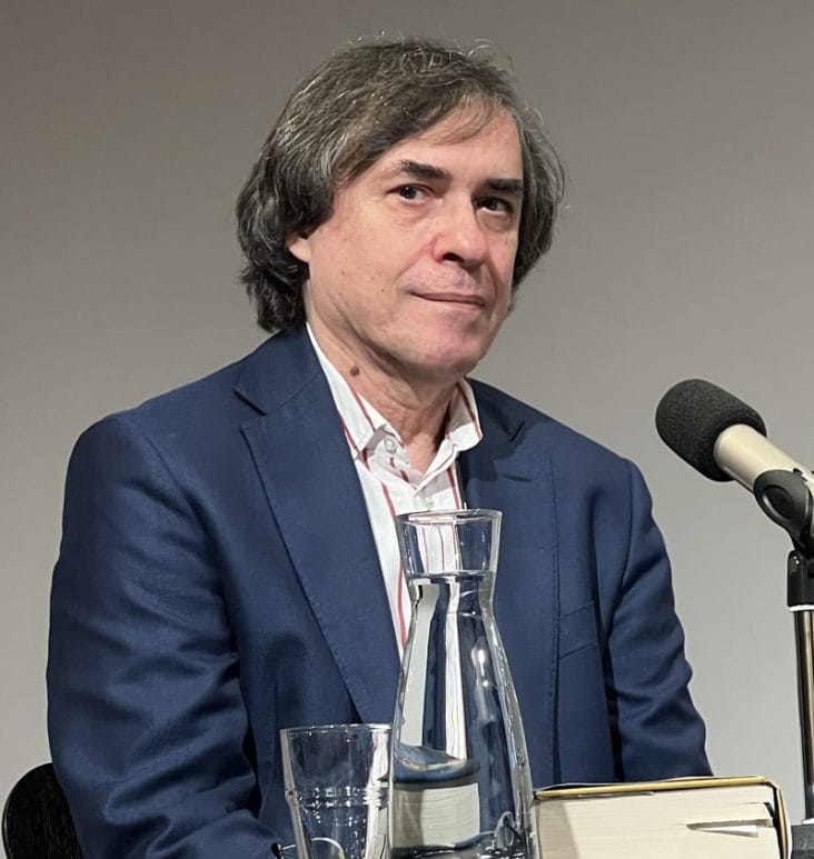 Știri de azi | Scriitorul Mircea Cărtărescu, prezent la serata literară „Più libri più liberiˮ de la Roma - Știri de azi | 