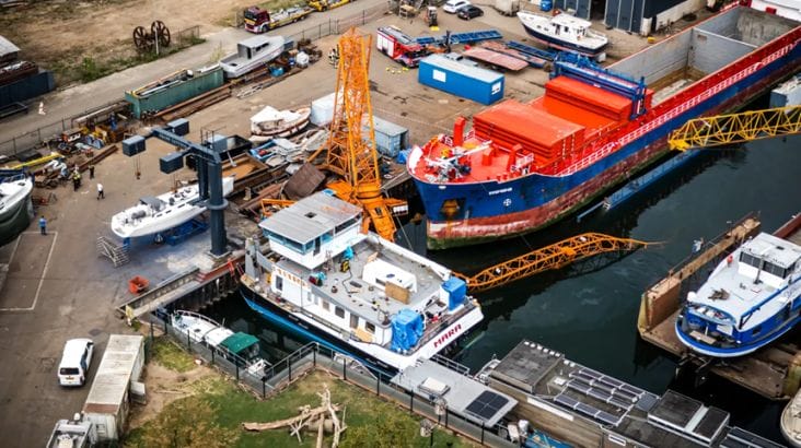 Știri de azi | Mai mulţi răniţi în sud-estul Olandei, în urma ruperii şi căderii unui braţ al unei macarale-turn la Maasbracht - Știri de azi | 