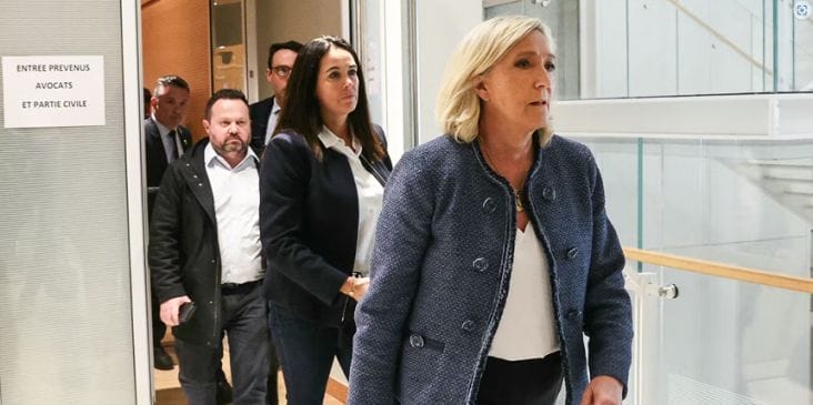 marine-le-pen-condamnata-lem.png - Știri de azi Știri de azi | Marine Le Pen, condamnată la patru ani de închisoare, 100.000 € amendă şi cinci ani de ineligibilitate - Știri de azi |