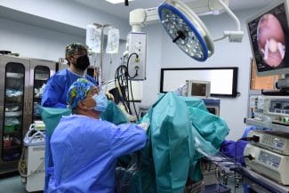 media-171869852716502200.jpg - Știri de azi Știri de azi | 11 operaţii minim invazive făcute cu tehnologii noi, în cadrul unui workshop la SCJU - Știri de azi |