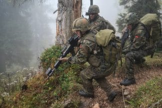 media-172346055636147100.jpg - Știri de azi Știri de azi | Revenirea militară a Germaniei: Berlinul începe înrolarea soldaților - Știri de azi |