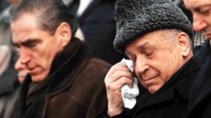 Știri de azi | Un ‘nou început’ pentru Ion Iliescu: Trimis, din nou, în judecată în Dosarul Mineriadei, alături de Petre Roman și alții - Știri de azi | 