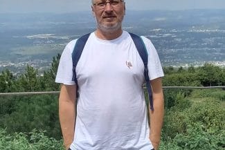 Știri de azi | ‘Marș, mă! Vă călcăm pe cap! Măturăm cu voi pe jos!’ Celebru avocat, susținător al lui Călin Georgescu, trimis în judecată - Știri de azi | 