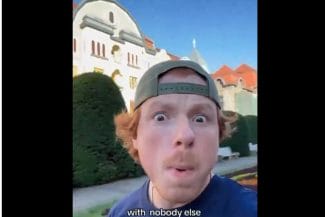 Știri de azi | VIDEO Turist american, surprins de frumusețea României: Cred că ar trebui să venim în România - Știri de azi | 