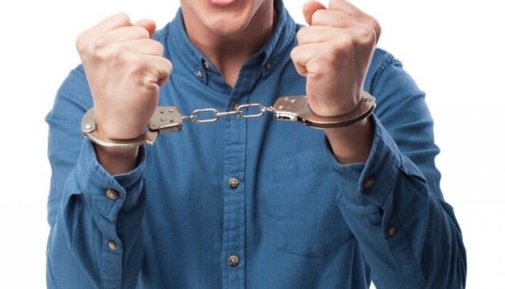 media-174471309421726300.jpg - Știri de azi Știri de azi | Afaceri murdare și vieți distruse: Doi tineri, abia trecuți de 20 de ani, arestați pentru trafic și exploatare - Știri de azi |