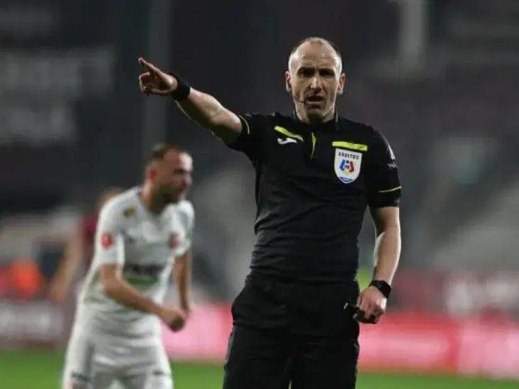 media-174534708267909100.jpeg - Știri de azi Știri de azi | Viorel Nicuşor Flueran, delegat la centru pentru Hermannstadt – Rapid în semifinalele Cupei României - Știri de azi |